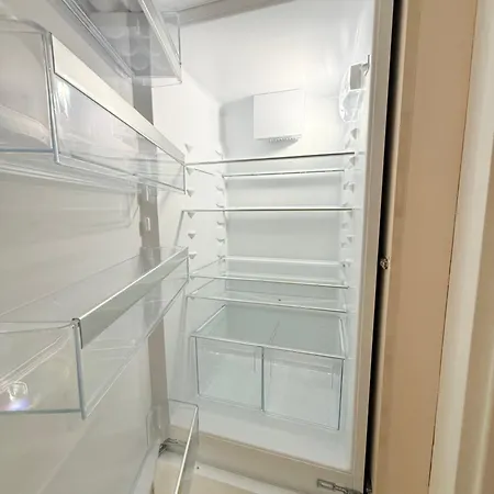 3-zimmerwohnung & 3 Min Zur Strassenbahn Leonding